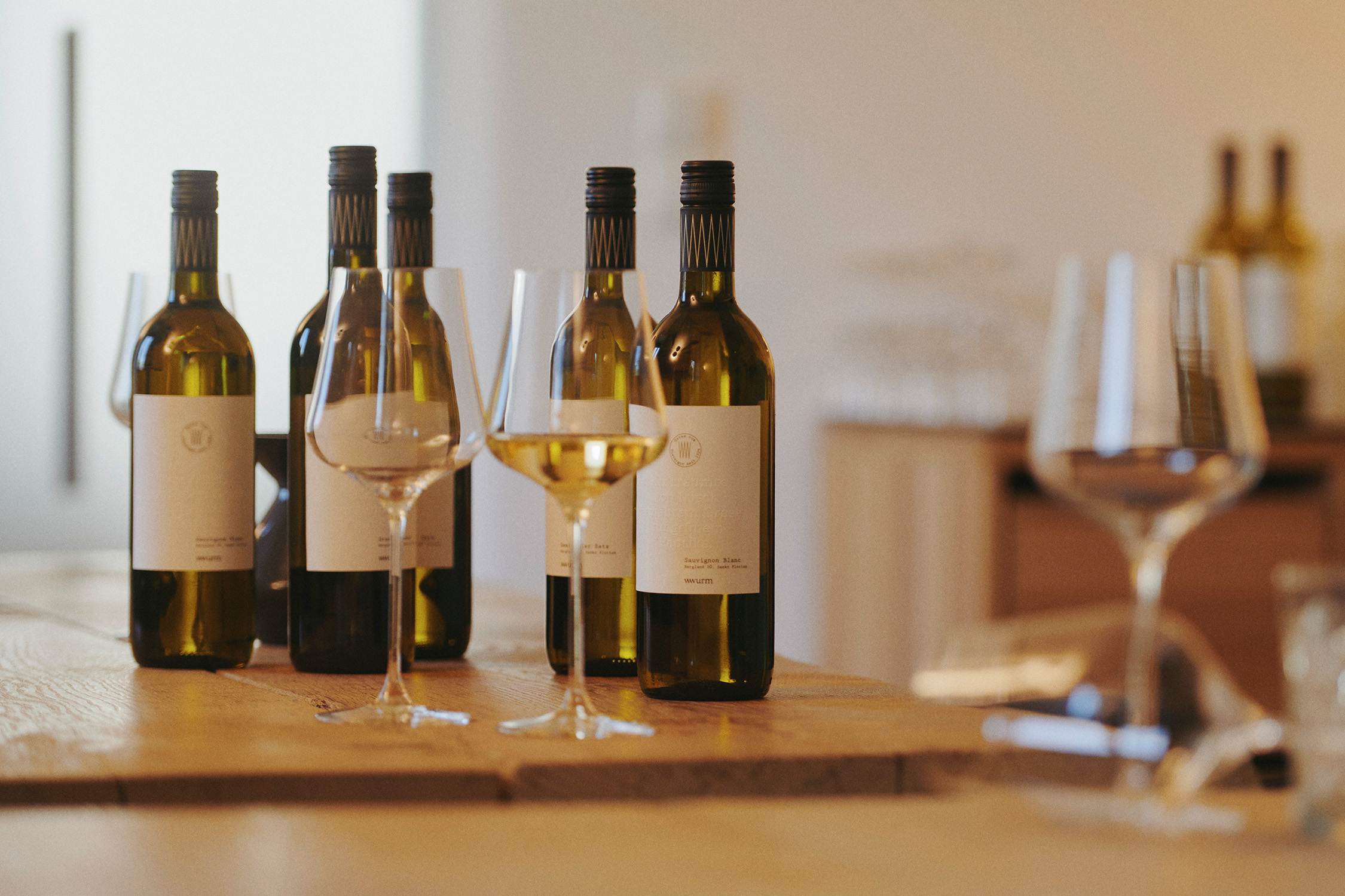 wurm-weine_award_mobile_header_2024